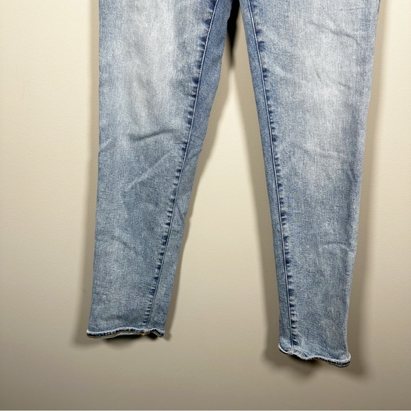American Eagle Mens Airflex Lightwash Jeans - Picture 3 of 8
